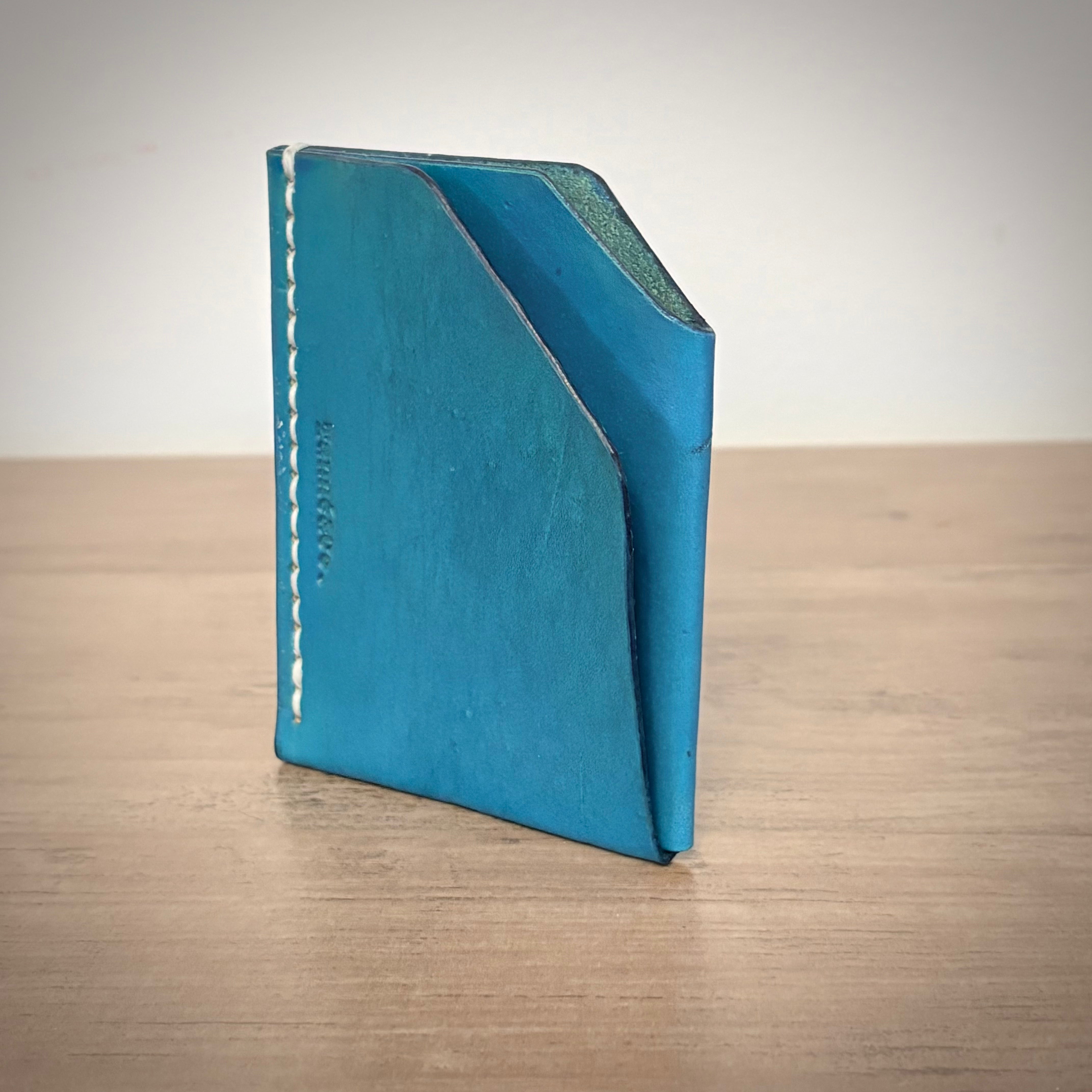 Porte-cartes en cuir – Minimal à double poche | Turquoise Découpe en biseau