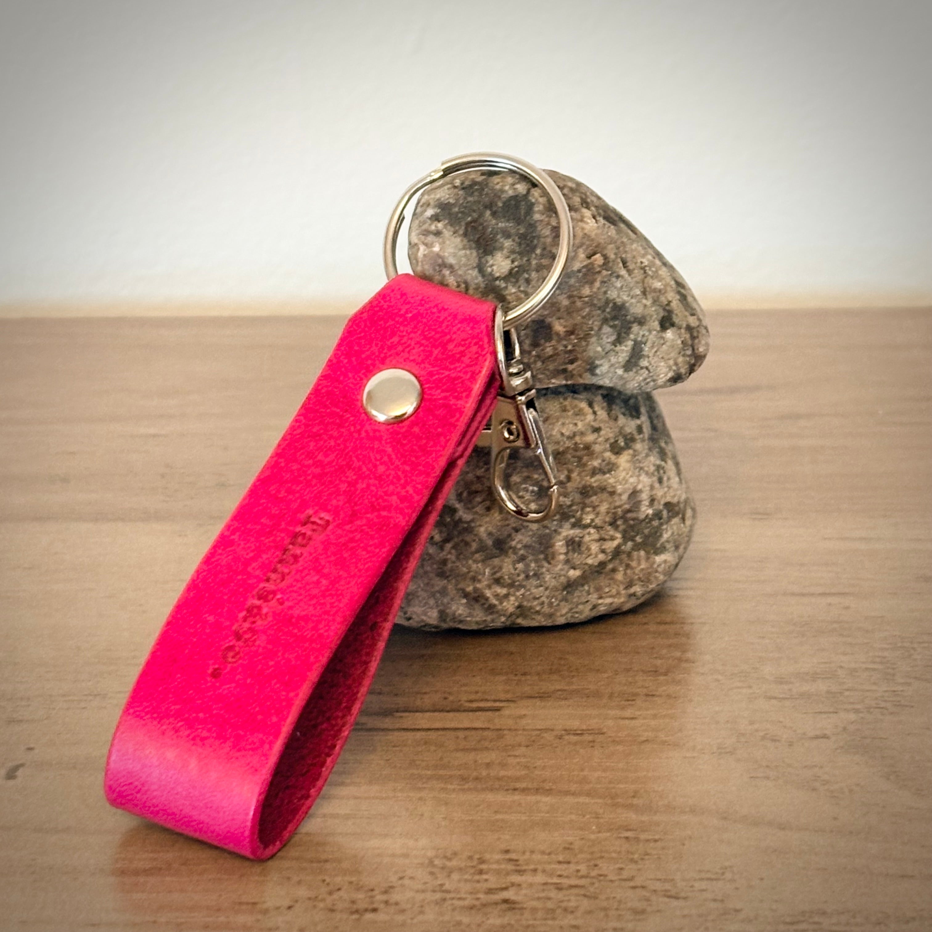 Porte-clés en cuir – Création artisanale | Rose