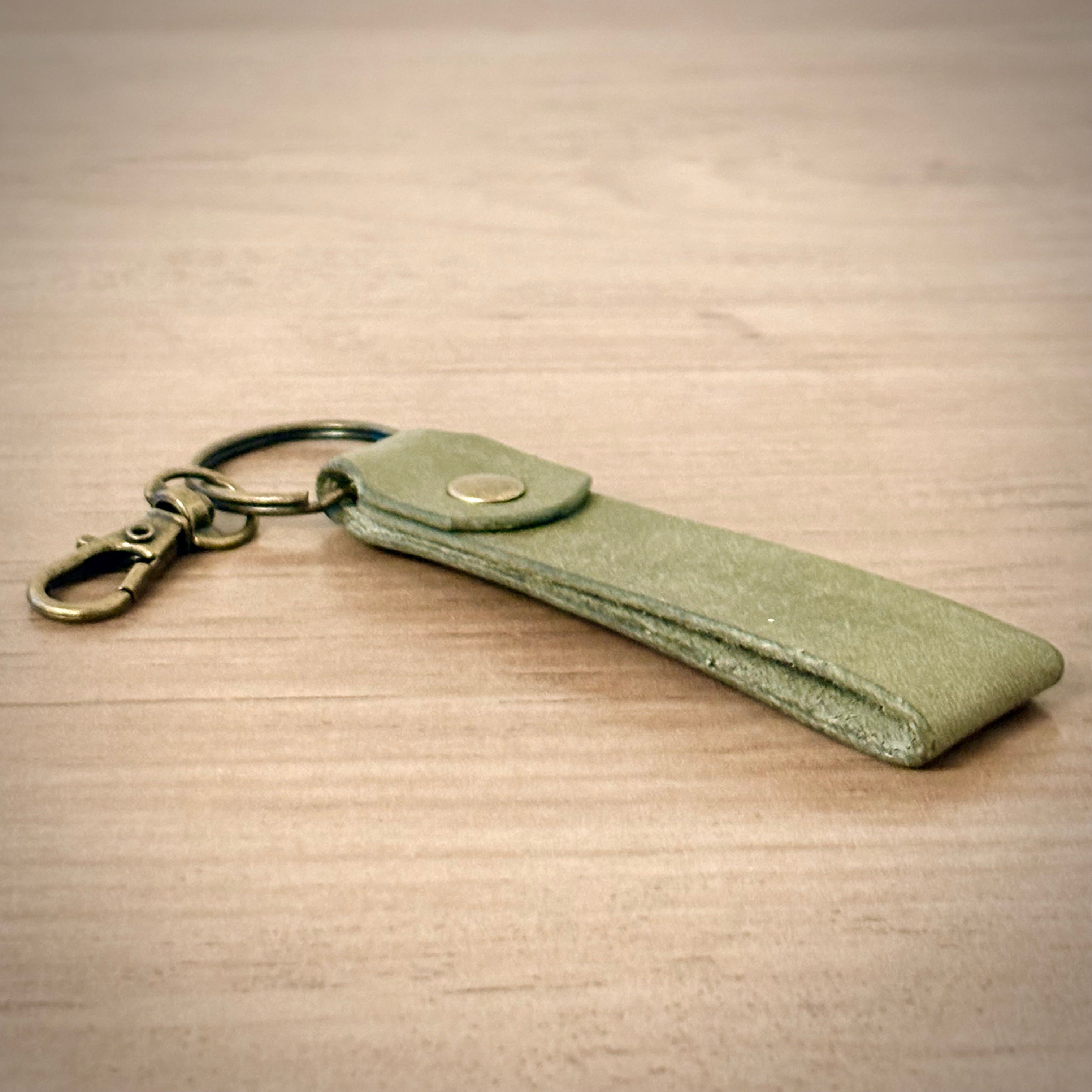 Leather Keychain w/ swivel clip – Handcrafted Design | Sage