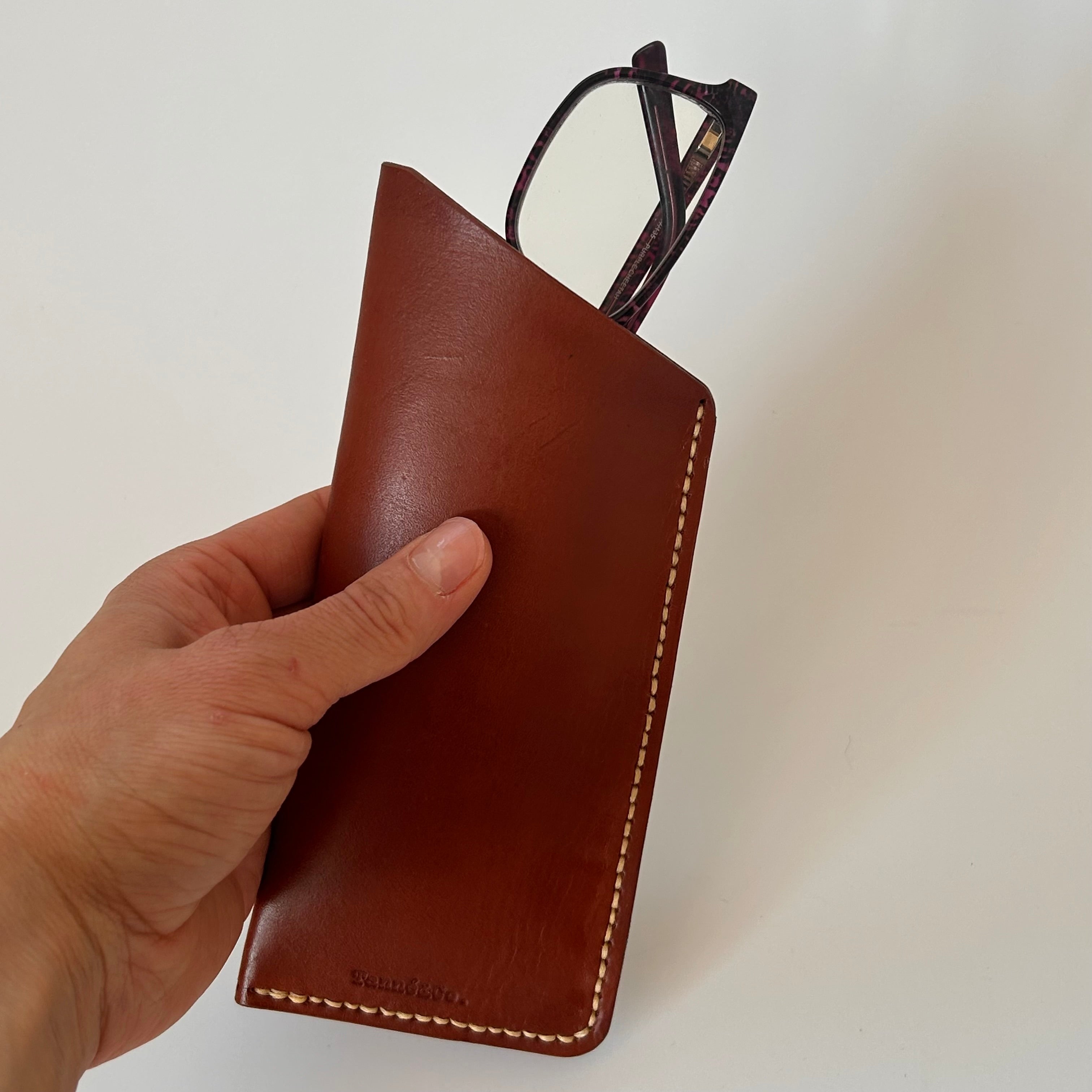 Leather Eyewear Sleeve – Minimalist Design | Brown