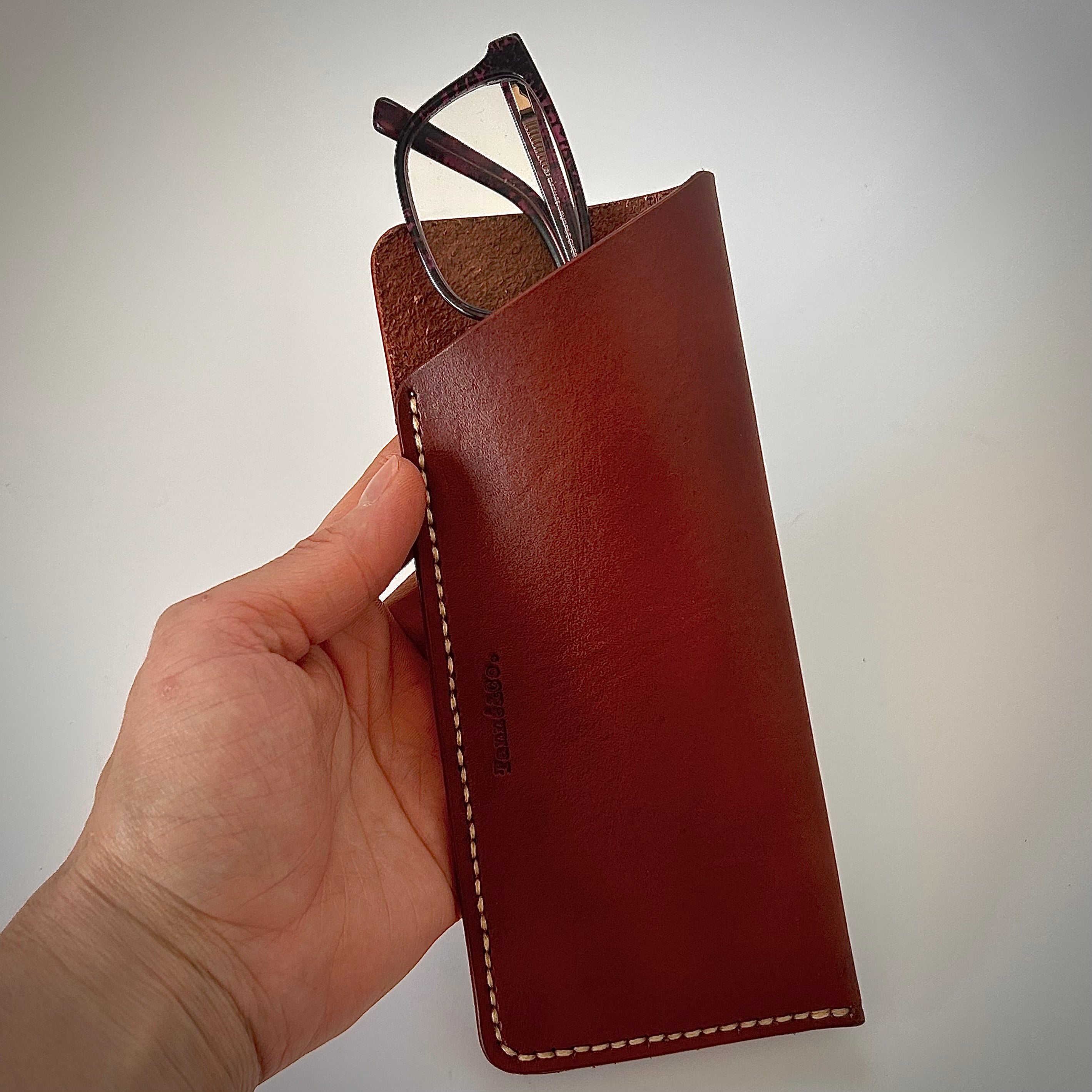 Leather Glasses Sleeve – Minimalist Design | Brown