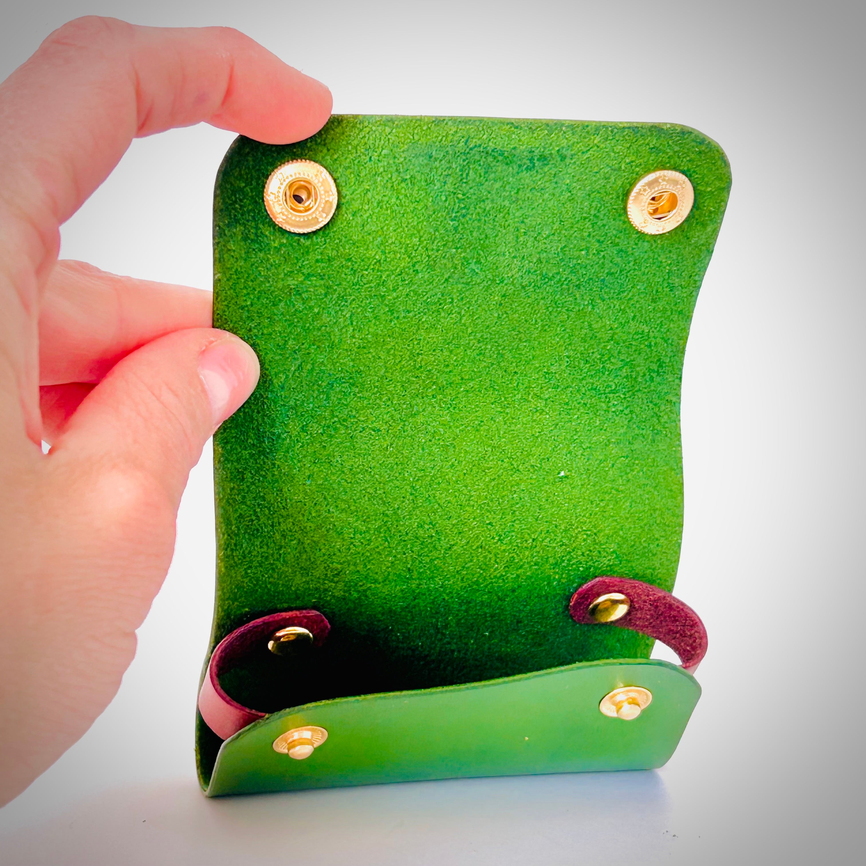 Leather Card Holder – Open-Edged Single Pocket | Green