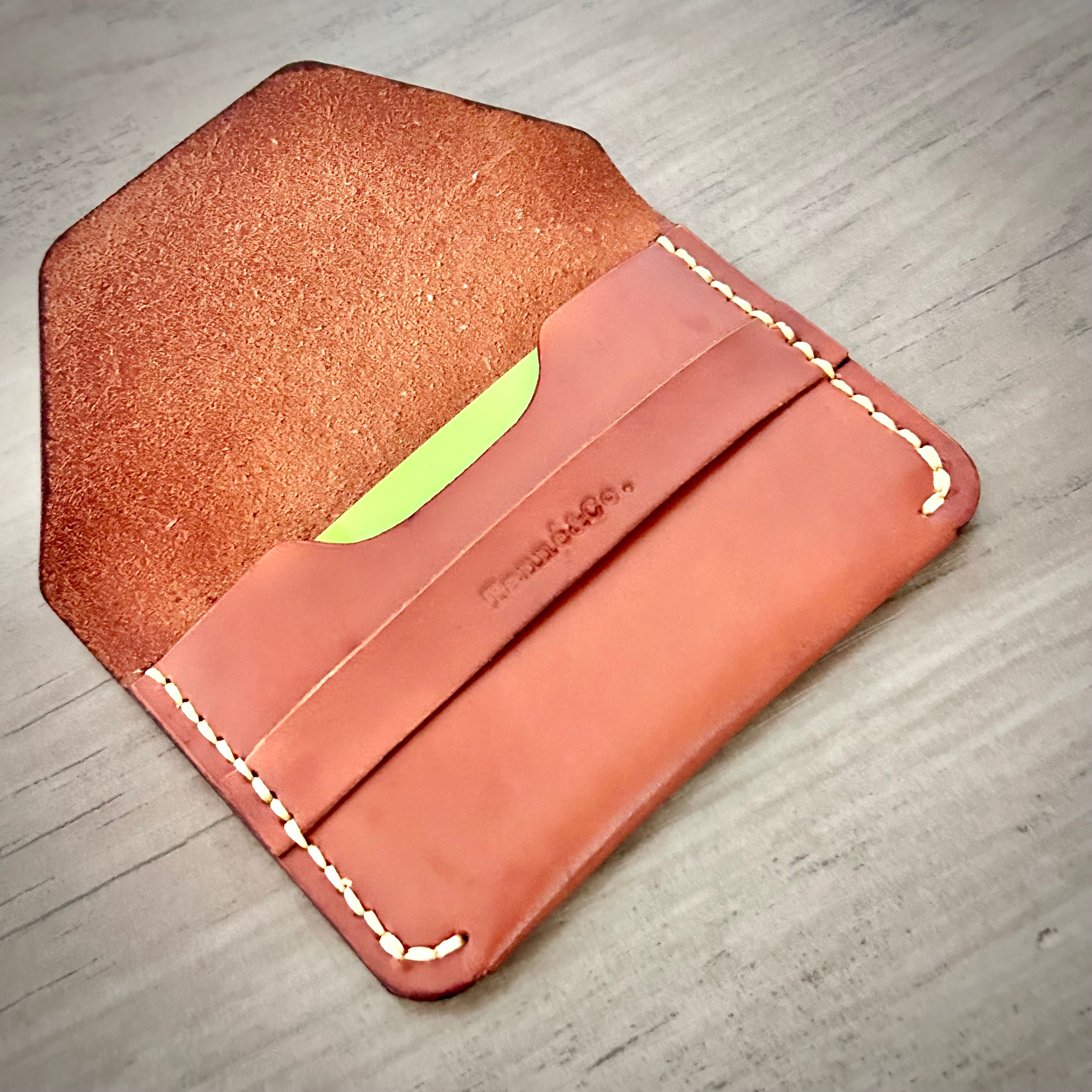 Porte-cartes en cuir – Style enveloppe minimaliste | Brun