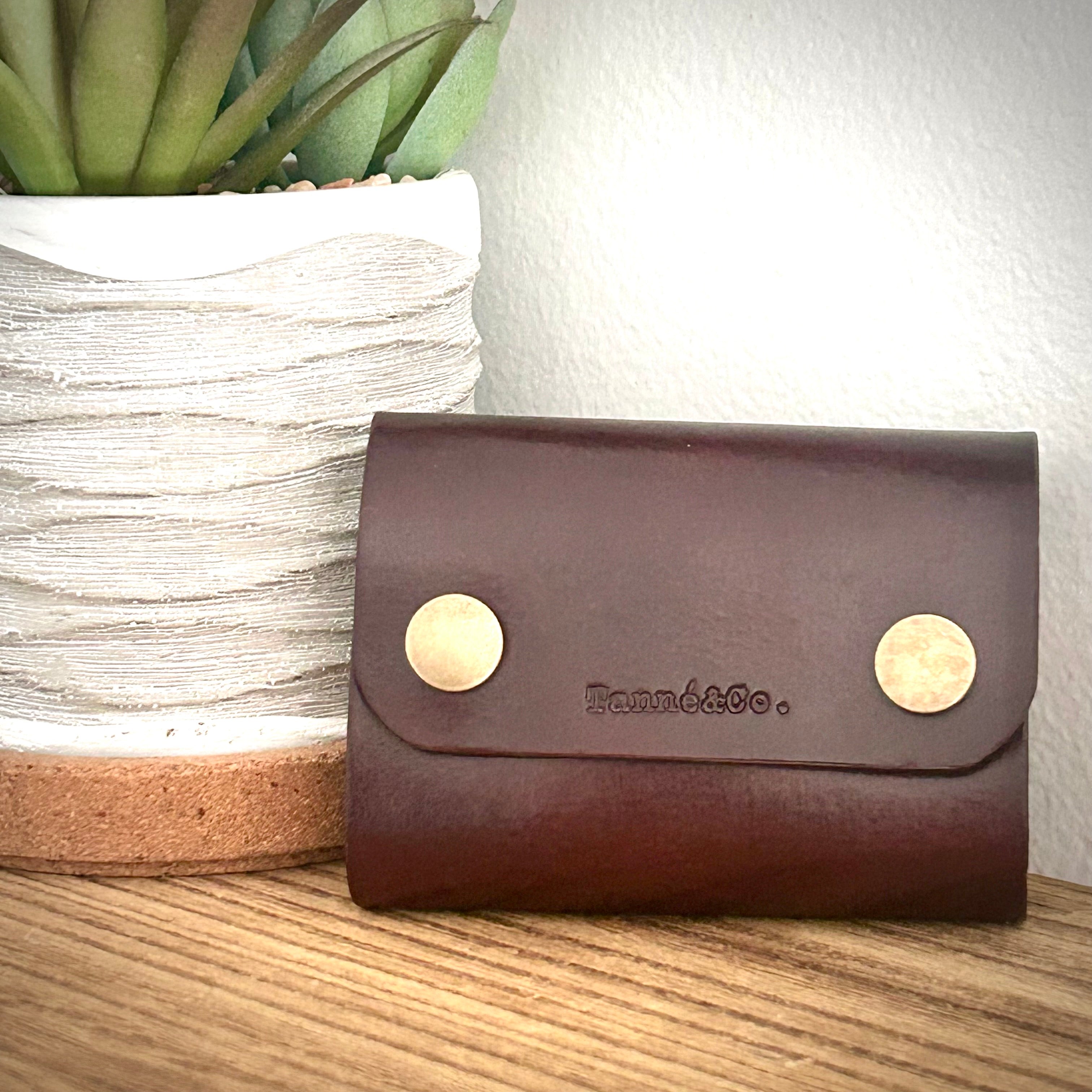 Leather Card Holder – Open-Edged Single Pocket | Brown