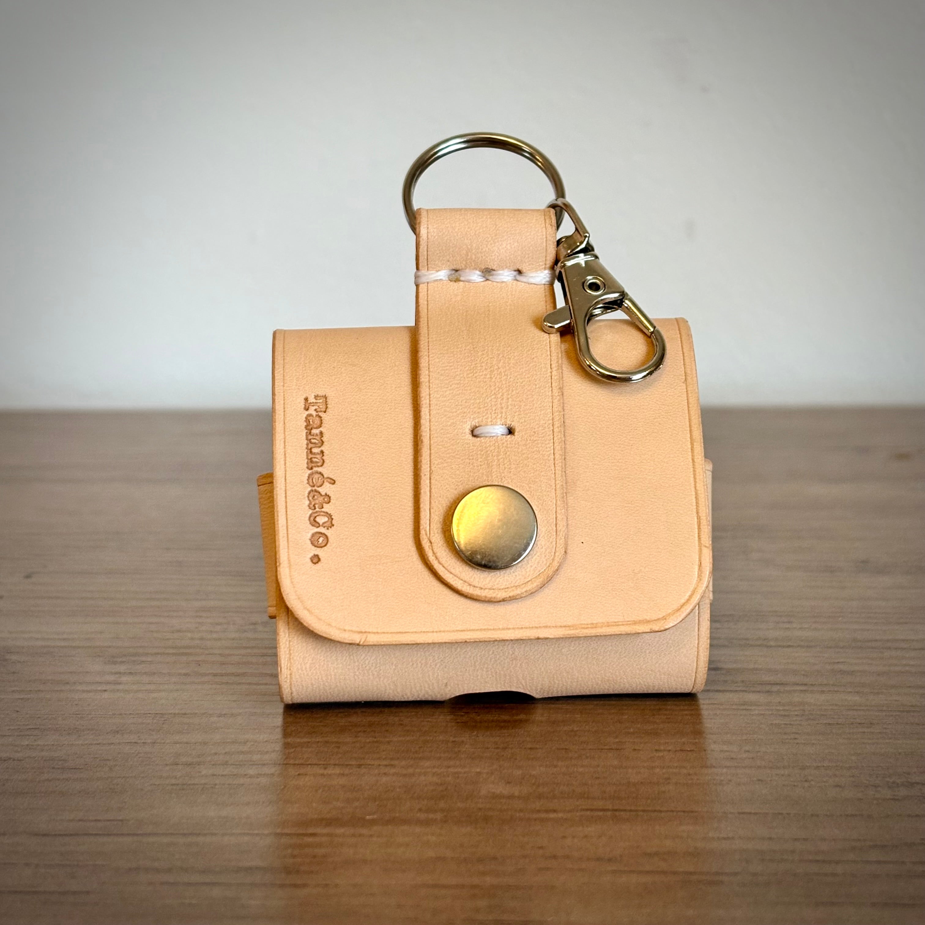 Leather AirPods Pro Case – Handcrafted Design | Tan