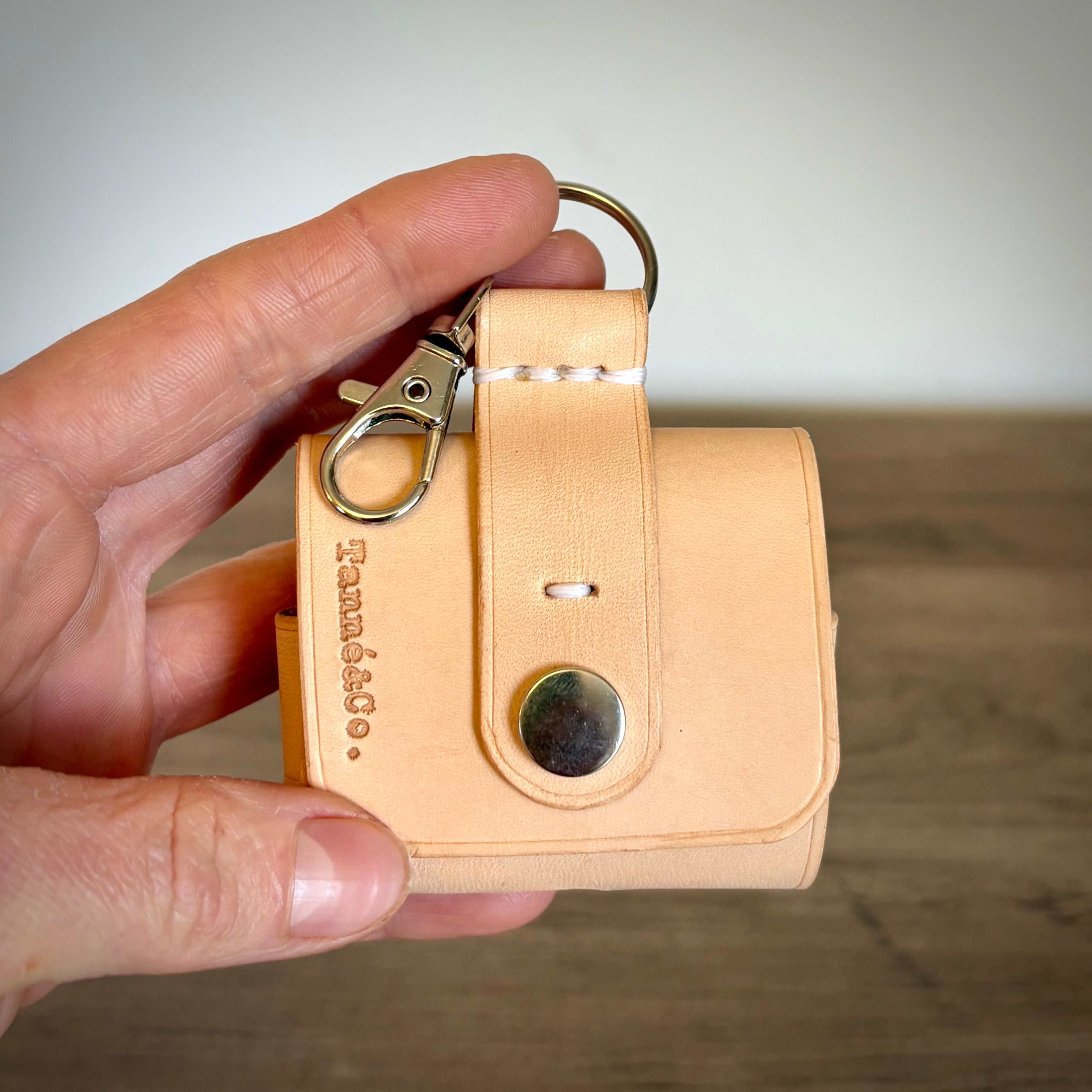 Leather AirPods Pro Case – Handcrafted Design | Tan