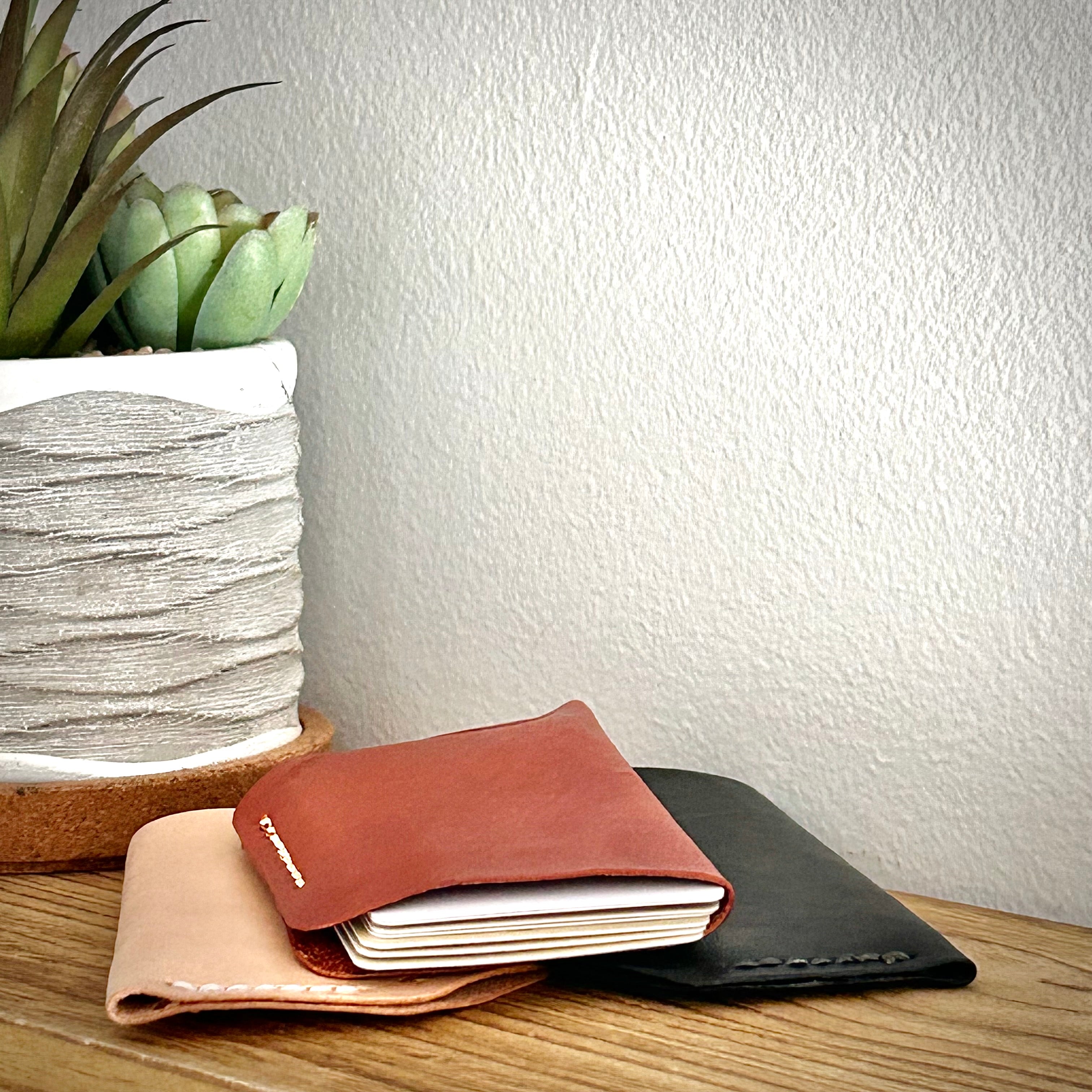 Porte-cartes en cuir – Poche simple | Brun